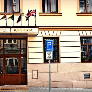 Askania 4*, Prague République tchèque